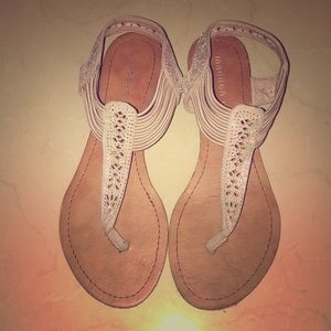 Madden Girl size 7 Sandals
